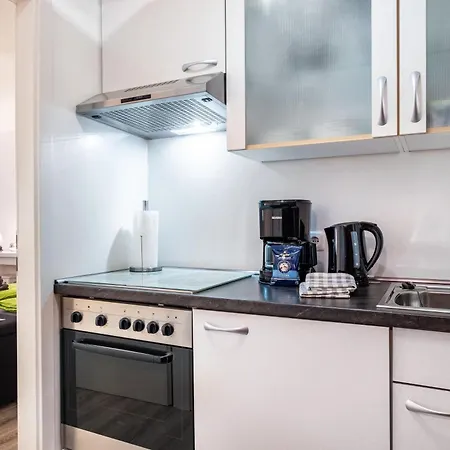 شقة Schwarzwaldblick C App 2 Mit Pool Schönwalde